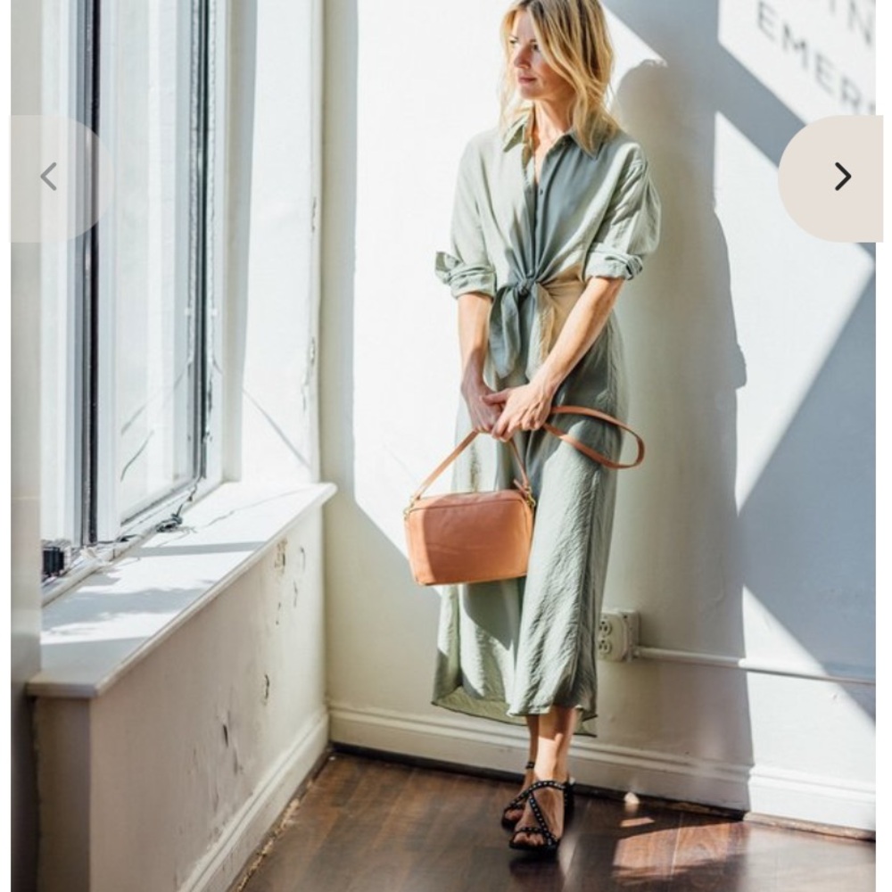 Vince sage green tie front dress XS jade style wrap